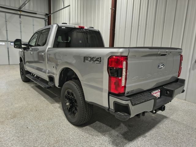 2027 Ford F-350SD Lariat