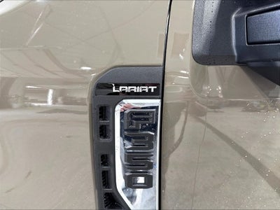 2027 Ford F-350SD Lariat