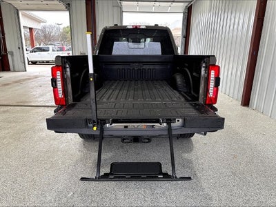 2027 Ford F-350SD Lariat