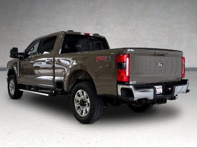 2027 Ford F-350SD Lariat