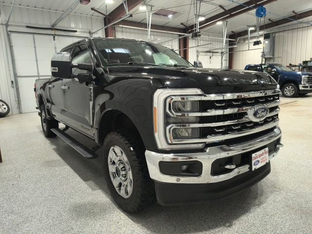 2023 Ford F-350SD Lariat