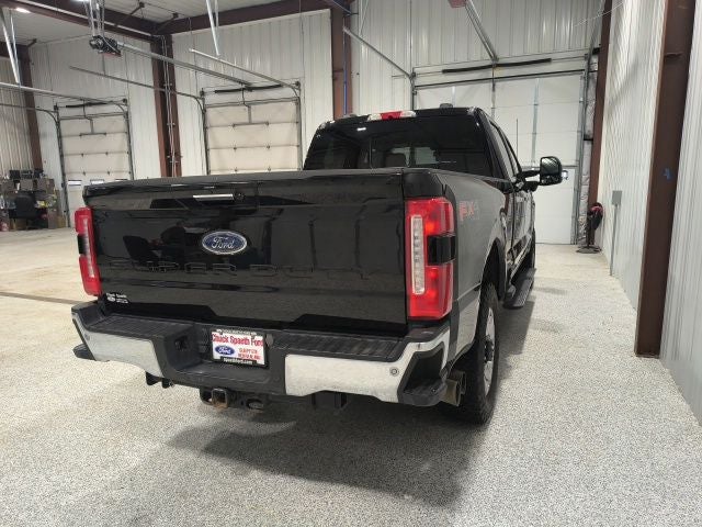 2023 Ford F-350SD Lariat