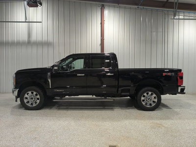 2023 Ford F-350SD Lariat