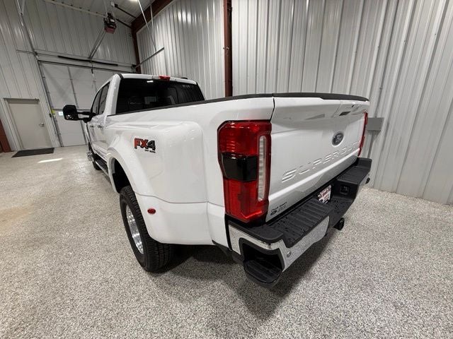 2026 Ford F-350SD Lariat DRW
