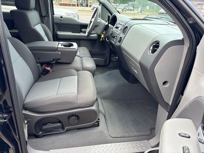 2005 Ford F-150 XLT