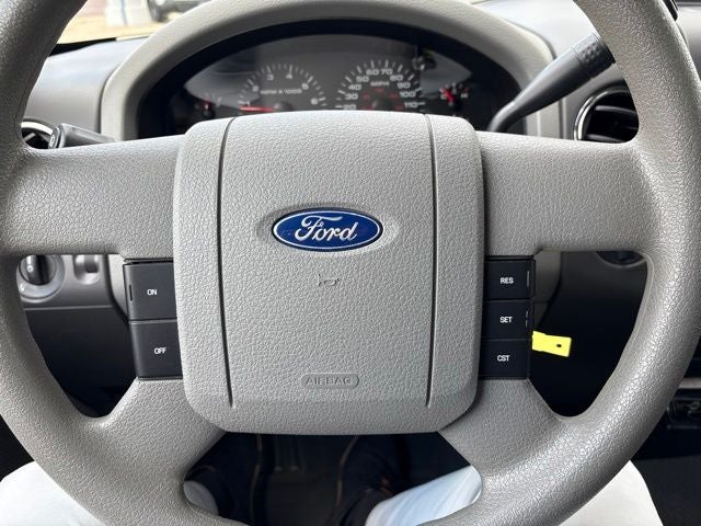 2005 Ford F-150 XLT