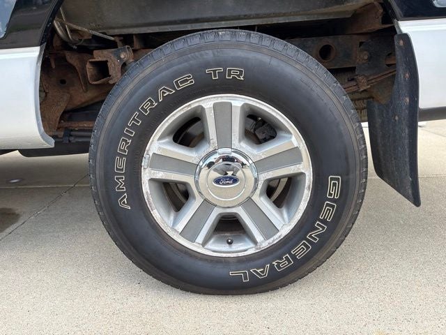 2005 Ford F-150 XLT