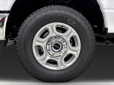 2027 Ford F-350SD XLT