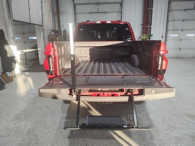 2025 Ford F-150 Lightning Lariat