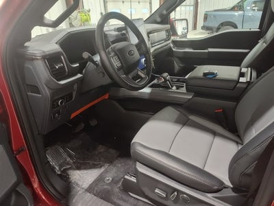 2025 Ford F-150 Lightning Lariat