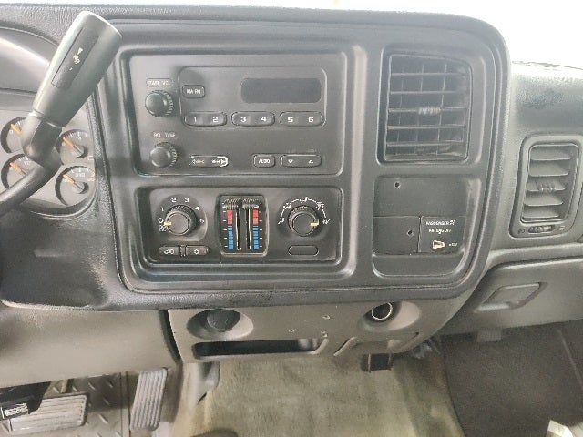 2003 Chevrolet Silverado 2500HD Base