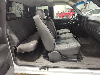 2003 Chevrolet Silverado 2500HD Base