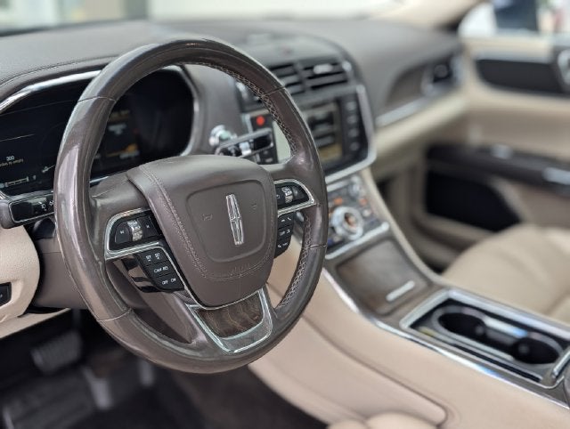 2017 Lincoln Continental Select