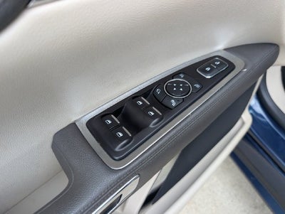 2017 Lincoln Continental Select