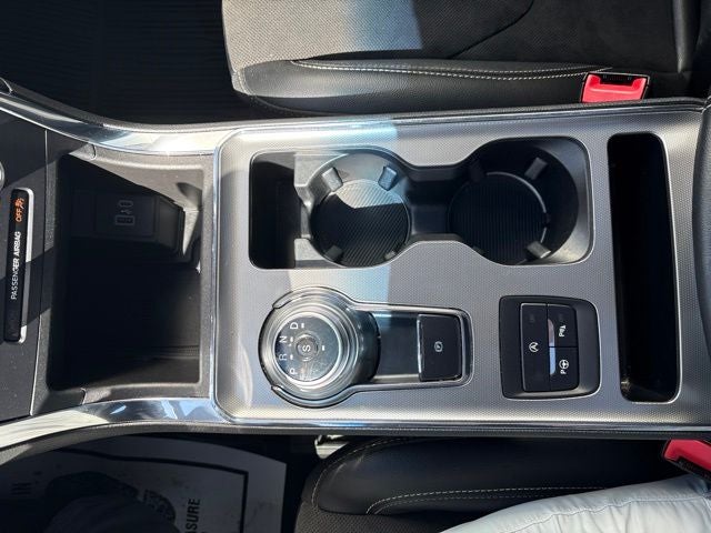 2022 Ford Edge ST