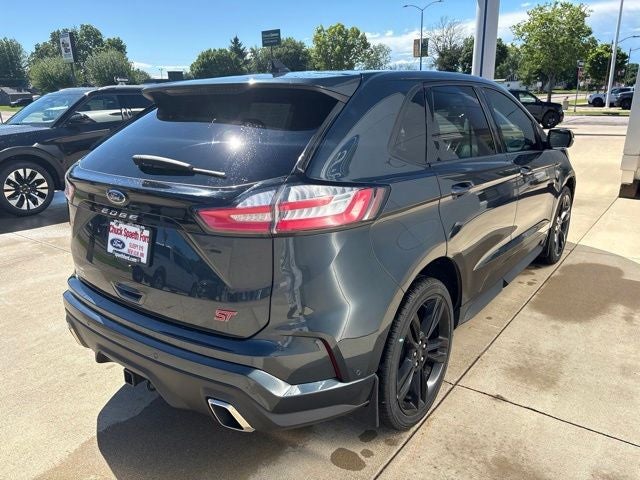 2022 Ford Edge ST