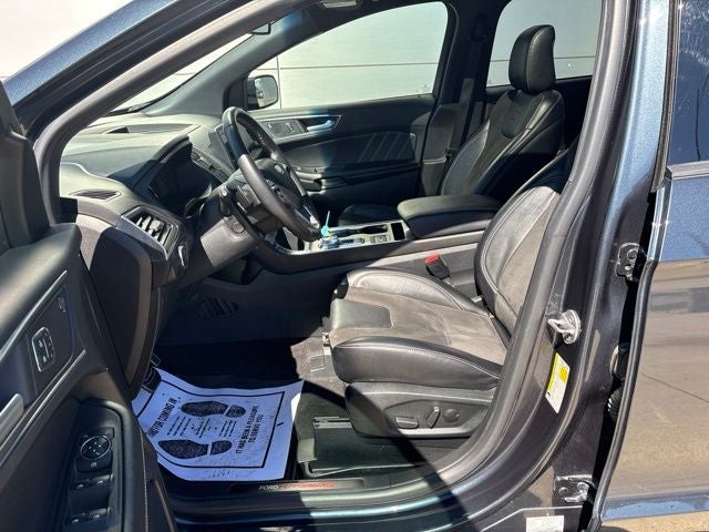 2022 Ford Edge ST