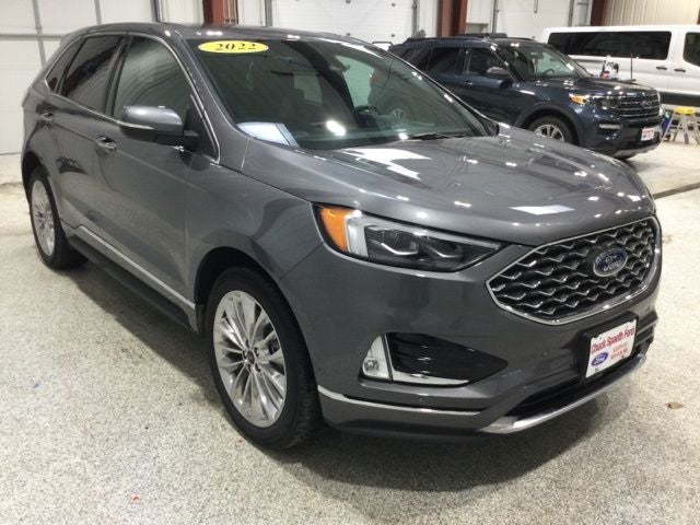 2022 Ford Edge Titanium