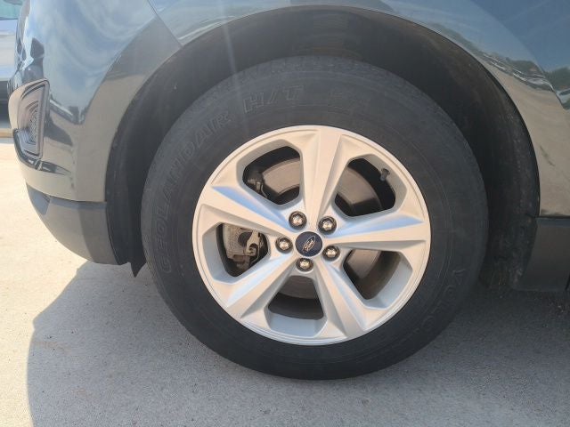 2015 Ford Edge SE
