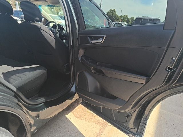 2015 Ford Edge SE