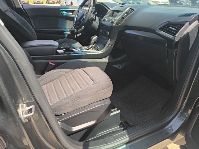 2015 Ford Edge SE