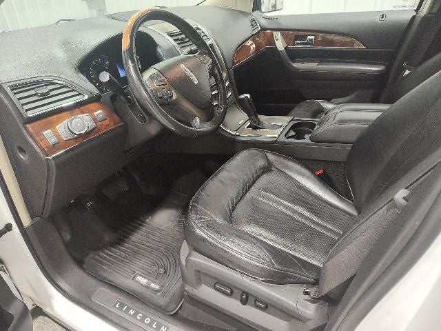 2013 Lincoln MKX Base