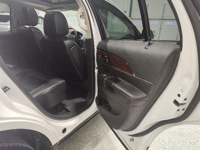 2013 Lincoln MKX Base