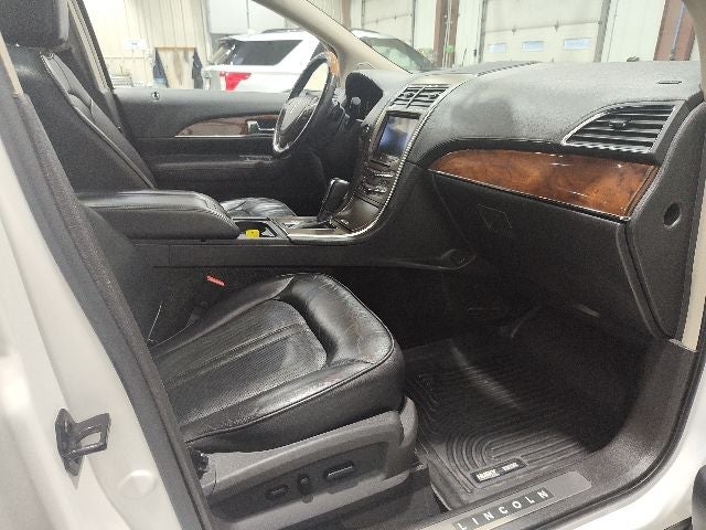 2013 Lincoln MKX Base