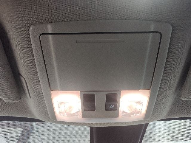 2013 Lincoln MKX Base