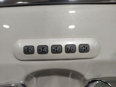 2013 Lincoln MKX Base