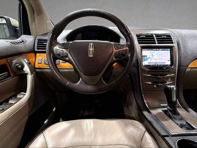 2015 Lincoln MKX Base