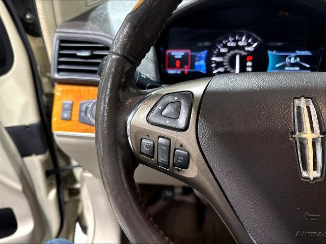 2015 Lincoln MKX Base