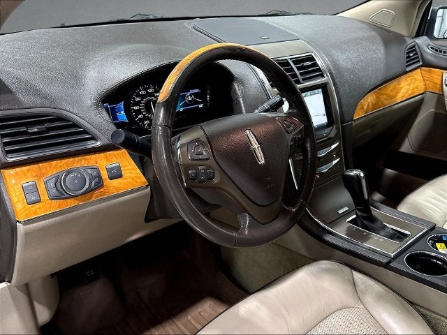 2015 Lincoln MKX Base