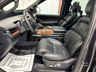 2025 Lincoln Navigator Black Label