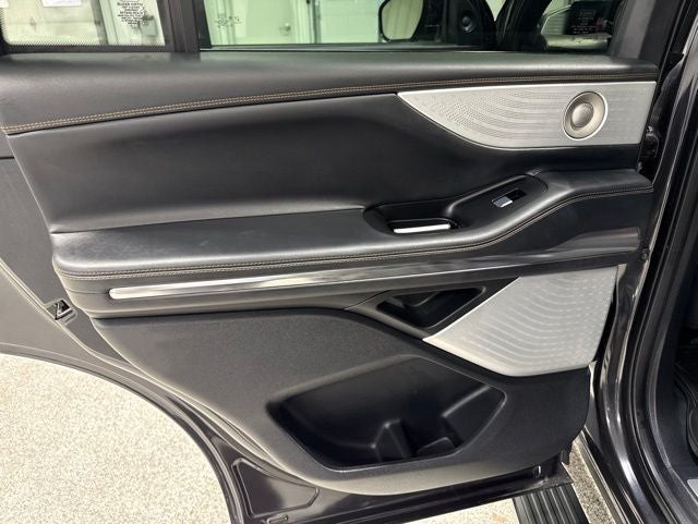 2025 Lincoln Navigator Black Label