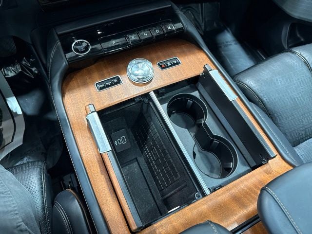 2025 Lincoln Navigator Black Label