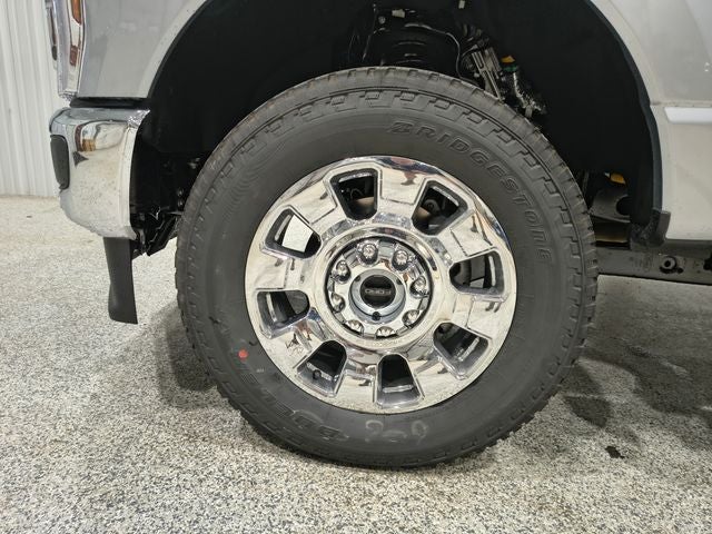 2027 Ford Super Duty F-350® Lariat®