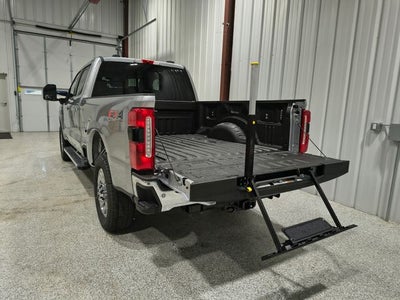 2027 Ford Super Duty F-350® Lariat®