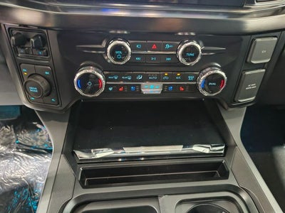 2027 Ford Super Duty F-350® Lariat®