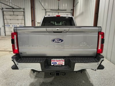 2027 Ford Super Duty F-350® Lariat®