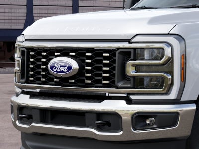 2027 Ford Super Duty F-350® XLT