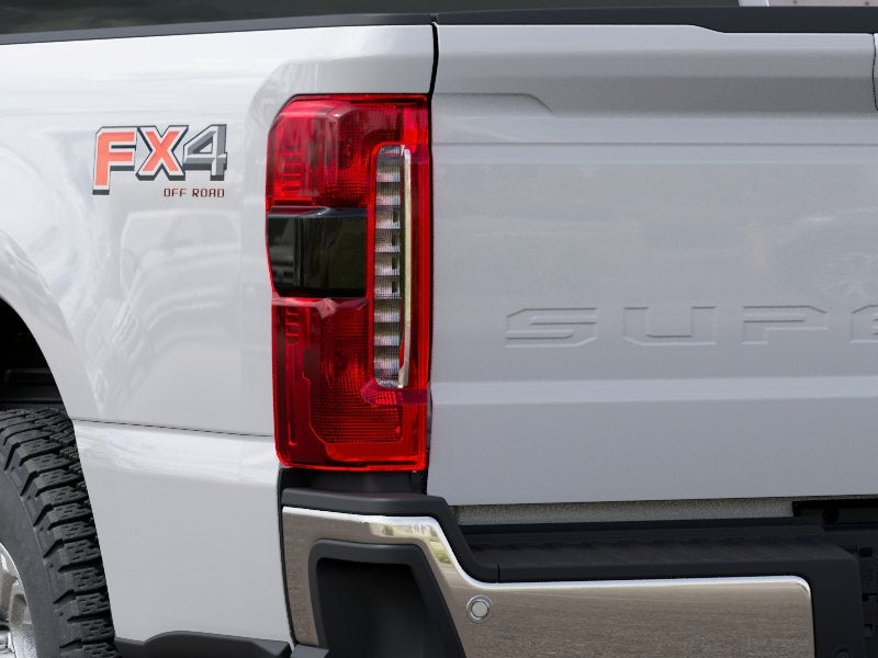 2027 Ford Super Duty F-350® XLT