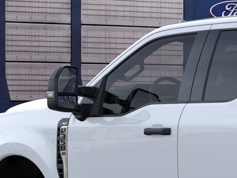 2026 Ford Super Duty F-350® XLT