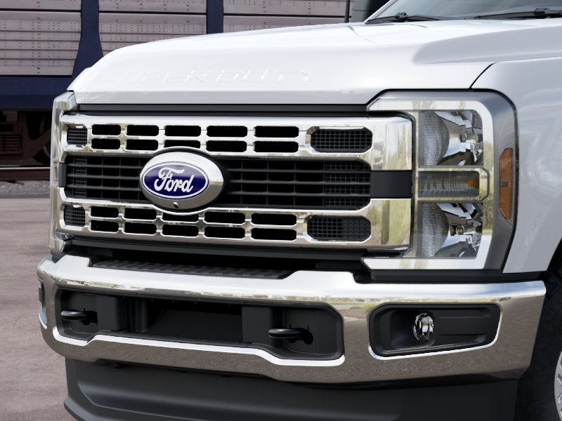 2027 Ford Super Duty F-350® XLT