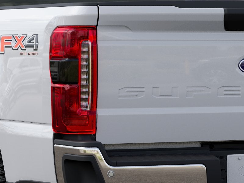 2027 Ford Super Duty F-350® XLT