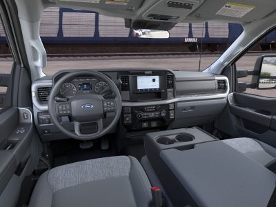 2026 Ford Super Duty F-350® XLT